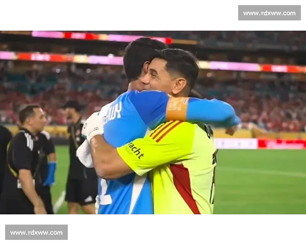 乌斯塔里神扑点球！迈阿密世俱杯首战零封