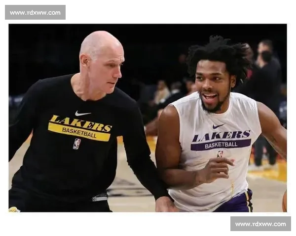 困局与豪赌：湖人中锋引援仅剩残阵，佩林卡能否绝地求生？