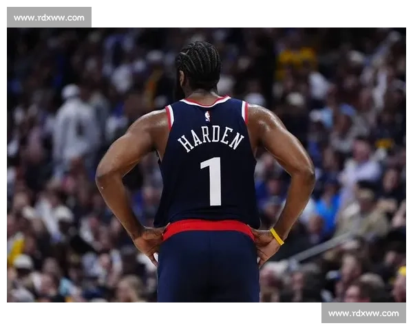 哈登续约快船:2 年 8150 万锁定双核争冠窗口 哈登续约快船:2 年 8150 万锁定双核争冠窗口